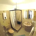 600 M Zum Bikepark - Erdgeschoss Mit Terrasse, Parkplatz & Fahrradkeller Appartement Winterberg