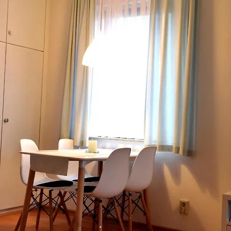 Relaction, Bis 4 Personen, 300m Zum Lift! Skiverleih 30m! Erdgeschoss Mit Terasse! Wifi!