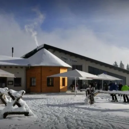 Daire Relaction, Bis 4 Personen, 300m Zum Lift! Skiverleih 30m! Erdgeschoss Mit Terasse! Wifi!