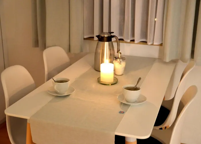 Relaction, Bis 4 Personen, 300m Zum Lift! Skiverleih 30m! Erdgeschoss Mit Terasse! Wifi! *